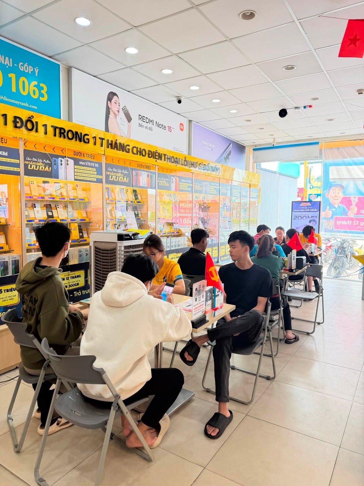 Việc tối ưu hóa năng lực vận hành và dịch vụ trên từng điểm bán giúp Điện máy Xanh giữ vững phong độ tăng trưởng, mang lại nguồn dòng tiền ổn định cho doanh nghiệp