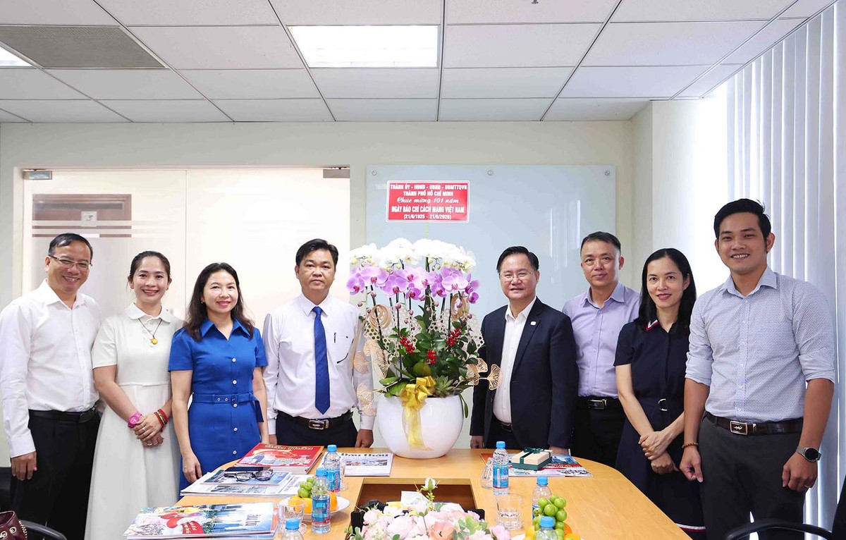 Báo Tài chính - Đầu tư đang phối hợp với TP.HCM trong công tác truyền thông chính sách, trong đó tập trung vào các chương trình, đề án chiến lược như xây dựng Trung tâm Tài chính quốc tế tại TP.HCM, dự thảo Luật đô thị đặc biệt...
