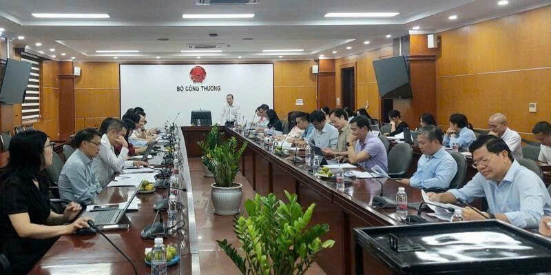 Phiên họp tổ điều hành thị trường trong nước quý II/2026.