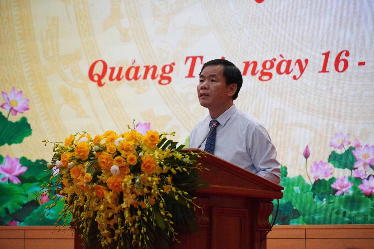 Bí thư Tỉnh uỷ Nguyễn Văn Phương phát biểu tại buổi khai mạc. Bí thư Tỉnh uỷ Nguyễn Văn Phương phát biểu tại buổi khai mạc.