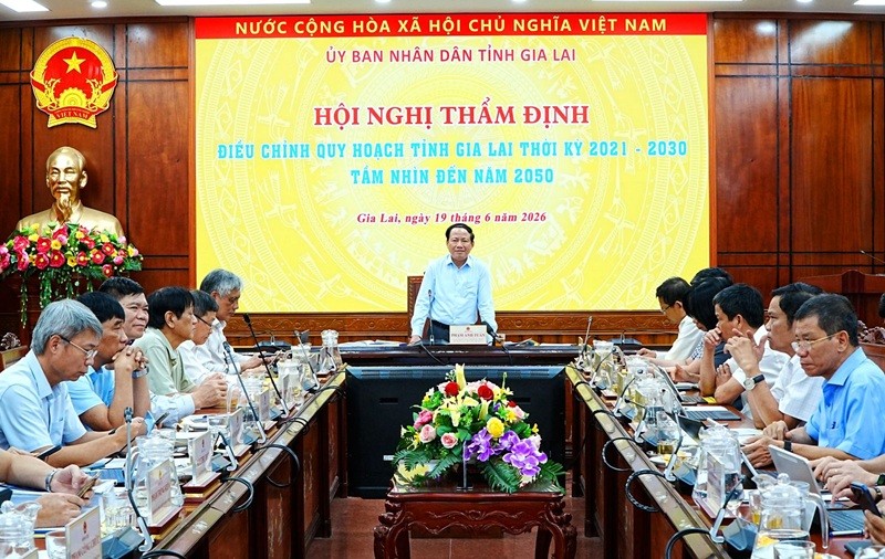 Trước đó, ngày 19/6, Hội đồng thẩm định thông qua hồ sơ điều chỉnh Quy hoạch tỉnh Gia Lai thời kỳ 2021 - 2030, tầm nhìn đến năm 2050.