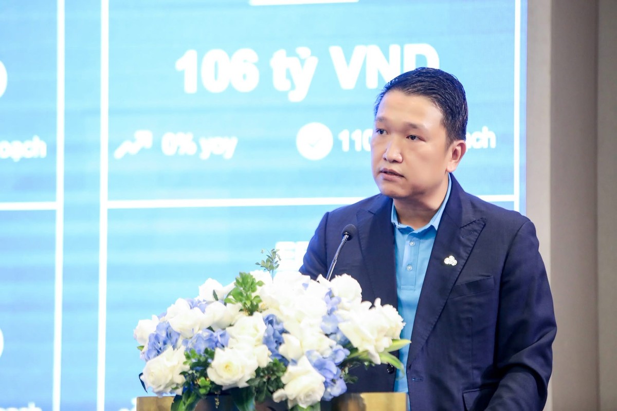 Tổng giám đốc Tập đoàn Công nghệ CMC Đặng Tùng Sơn trình bày Báo cáo của Ban điều hành về kết quả hoạt động kinh doanh năm 2025 và kế hoạch kinh doanh năm 2026.