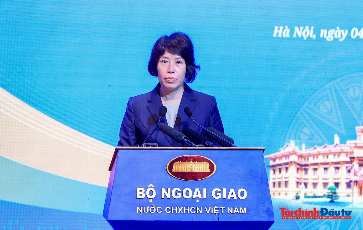 Thứ trưởng Nguyễn Thị Bích Ngọc phát biểu tại phiên họp. Ảnh: Đức Thanh