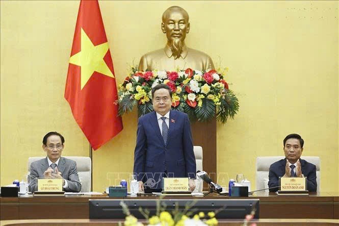 Chủ tịch Quốc hội Trần Thanh Mẫn gặp mặt lãnh đạo Bộ Ngoại giao, các đại sứ, trưởng cơ quan đại diện ngoại giao Việt Nam ở nước ngoài. Ảnh: Doãn Tấn/TTXVN Chủ tịch Quốc hội Trần Thanh Mẫn gặp mặt lãnh đạo Bộ Ngoại giao, các đại sứ, trưởng cơ quan đại diện ngoại giao Việt Nam ở nước ngoài. Ảnh: Doãn Tấn/TTXVN