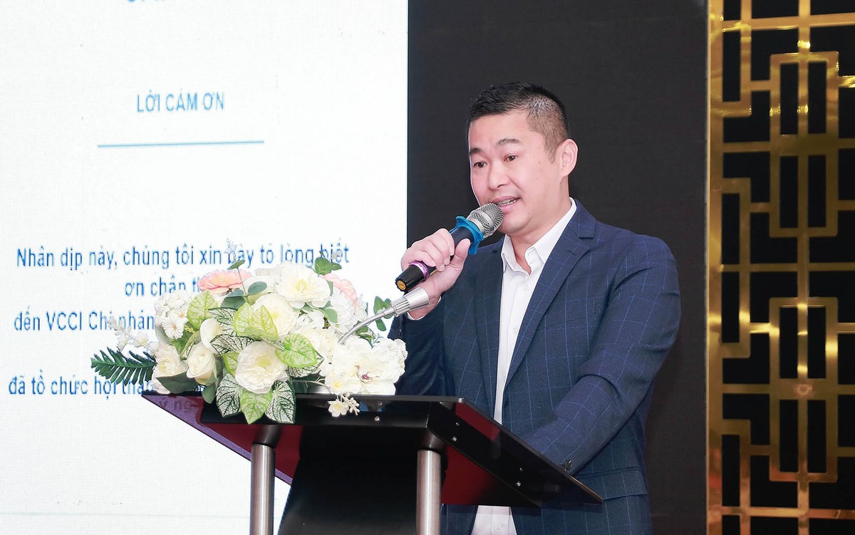 Ông Leaw Wee Ming, Tổng giám đốc Công ty cổ phần VSIP Cần Thơ,chia sẻ những thay đổi về chính sách thuế đang đặt ra nhiều vấn đề mà cộng đồng doanh nghiệp cần quan tâm trong quá trình đầu tư và hoạt động tại Việt Nam. Ảnh: TT.