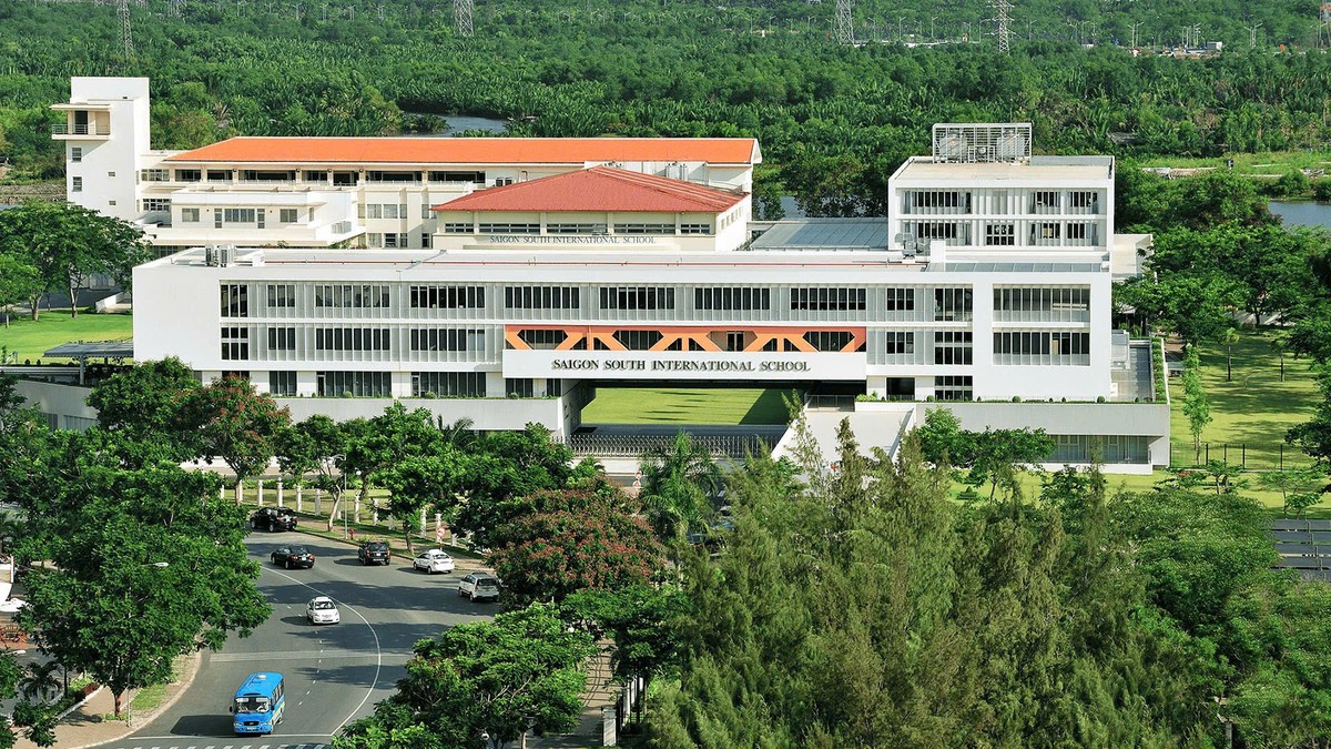 Nam Sài Gòn quy tụ hệ sinh thái tiện ích đa lớp đáp ứng trọn vẹn mọi nhu cầu đời sống.
