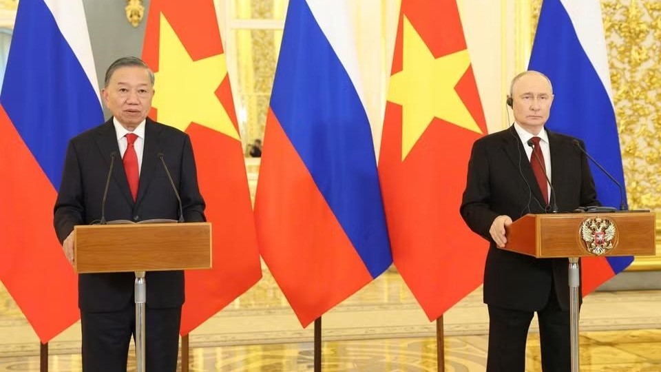 Tổng Bí thư, Chủ tịch nước Tô Lâm và Tổng thống Nga phát biểu với báo chí. Ảnh: TTXVN.