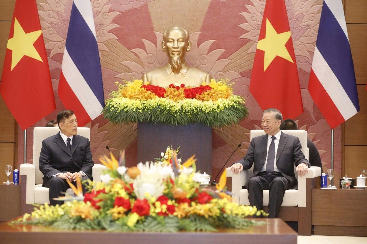 Quang cảnh hội đàm.
