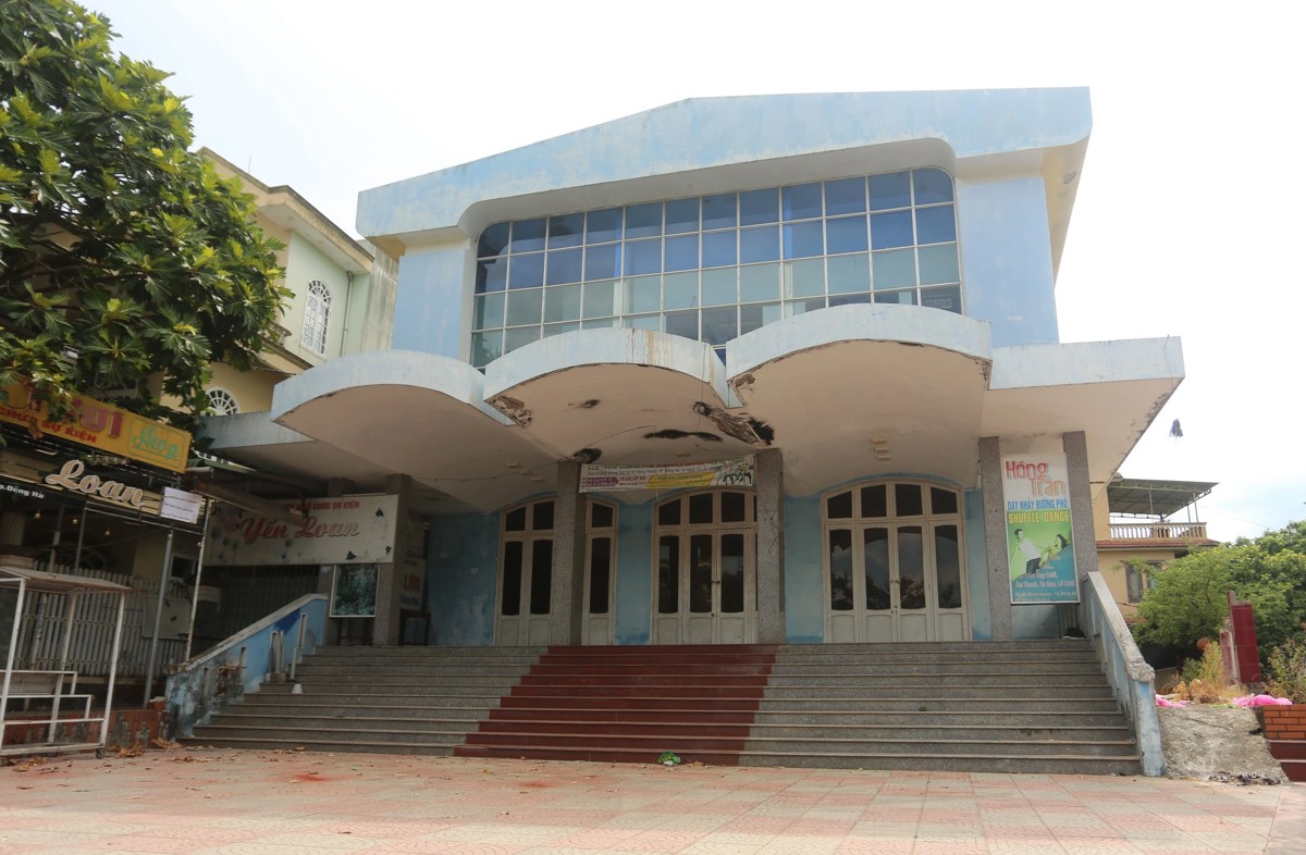 Một cơ sở nhà đất công bỏ không Một cơ sở nhà đất công bỏ không