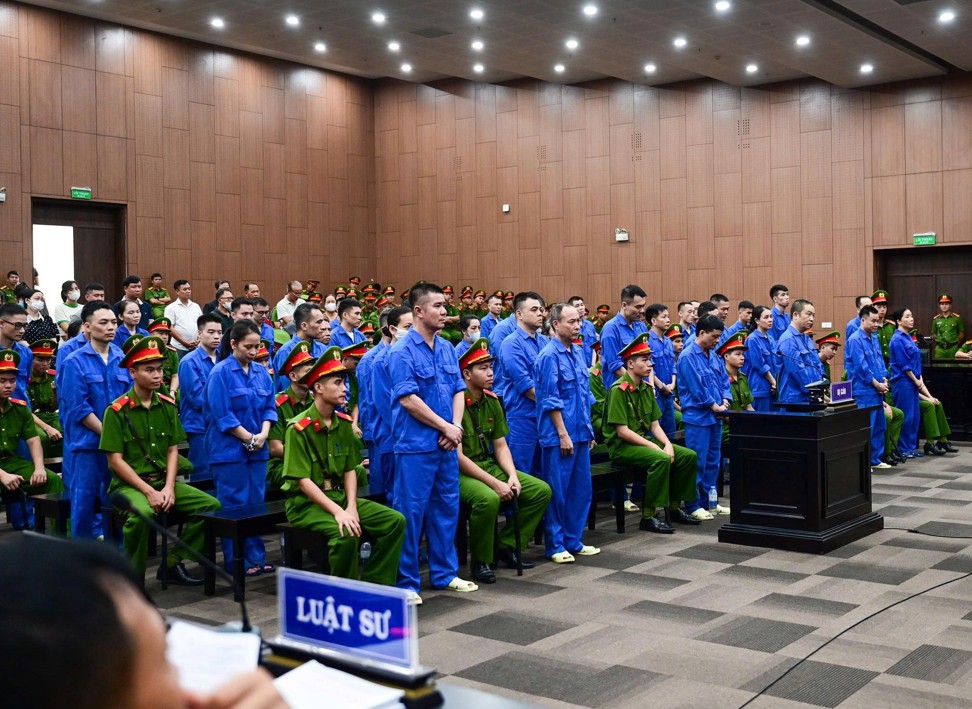 Có tới 4 người từng là Viện trưởng, Viện phó và 44 cán bộ, nhân viên Viện Pháp y tâm thần Trung ương tham gia phạm tội.