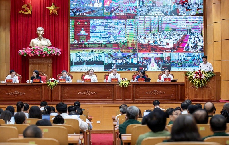 Toàn cảnh hội nghị tiếp xúc cử tri của Đoàn ĐBQH thành phố Quảng Ninh. Ảnh Đức Thanh