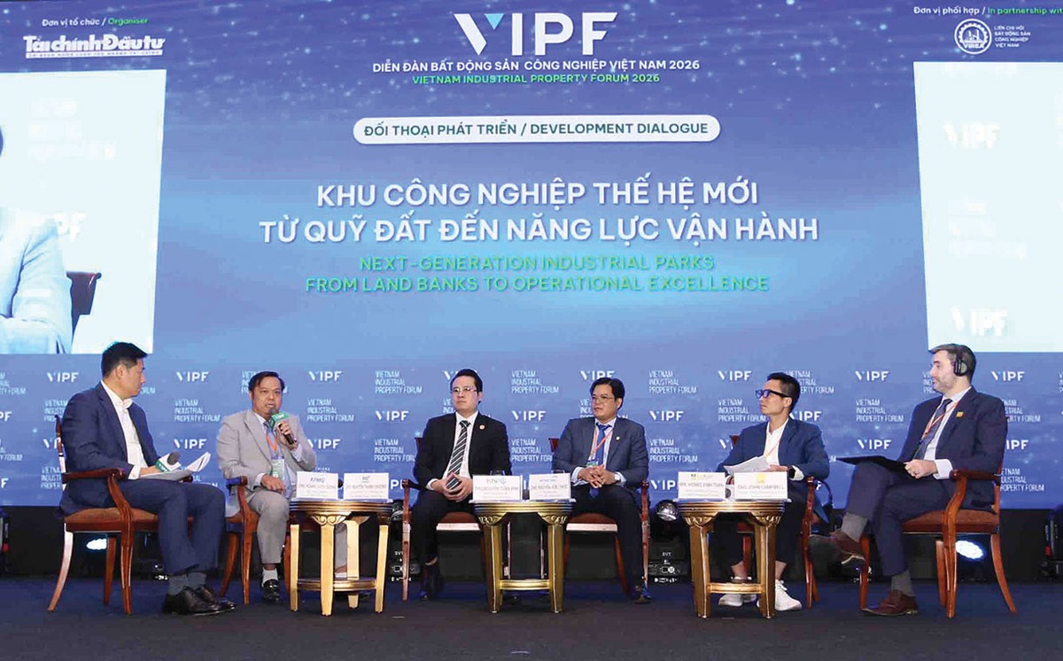 Các chuyên gia thảo luận về xu hướng dịch chuyển dòng vốn FDI và yêu cầu nâng cấp năng lực vận hành của khu công nghiệp thế hệ mới tại VIPF 2026 Các chuyên gia thảo luận về xu hướng dịch chuyển dòng vốn FDI và yêu cầu nâng cấp năng lực vận hành của khu công nghiệp thế hệ mới tại VIPF 2026