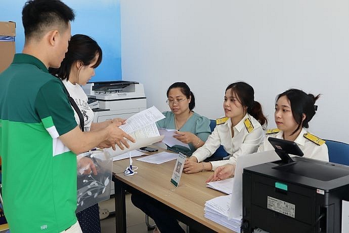 Dự thảo bổ sung nhiều chính sách hỗ trợ doanh nghiệp chuyển đổi từ hộ kinh doanh trong giai đoạn đầu.