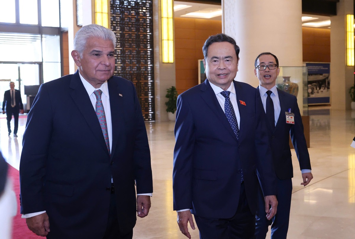 Chủ tịch Quốc hội Trần Thanh Mẫn hội kiến Tổng thống Panama José Raúl Mulino.
