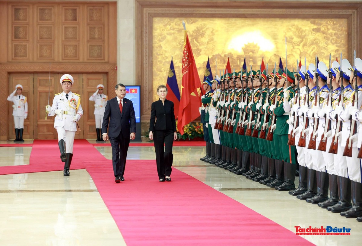 Thủ tướng Lê Minh Hưng chủ trì Lễ đón Thủ tướng Công quốc Liechtenstein Brigitte Haas thăm chính thức Việt Nam