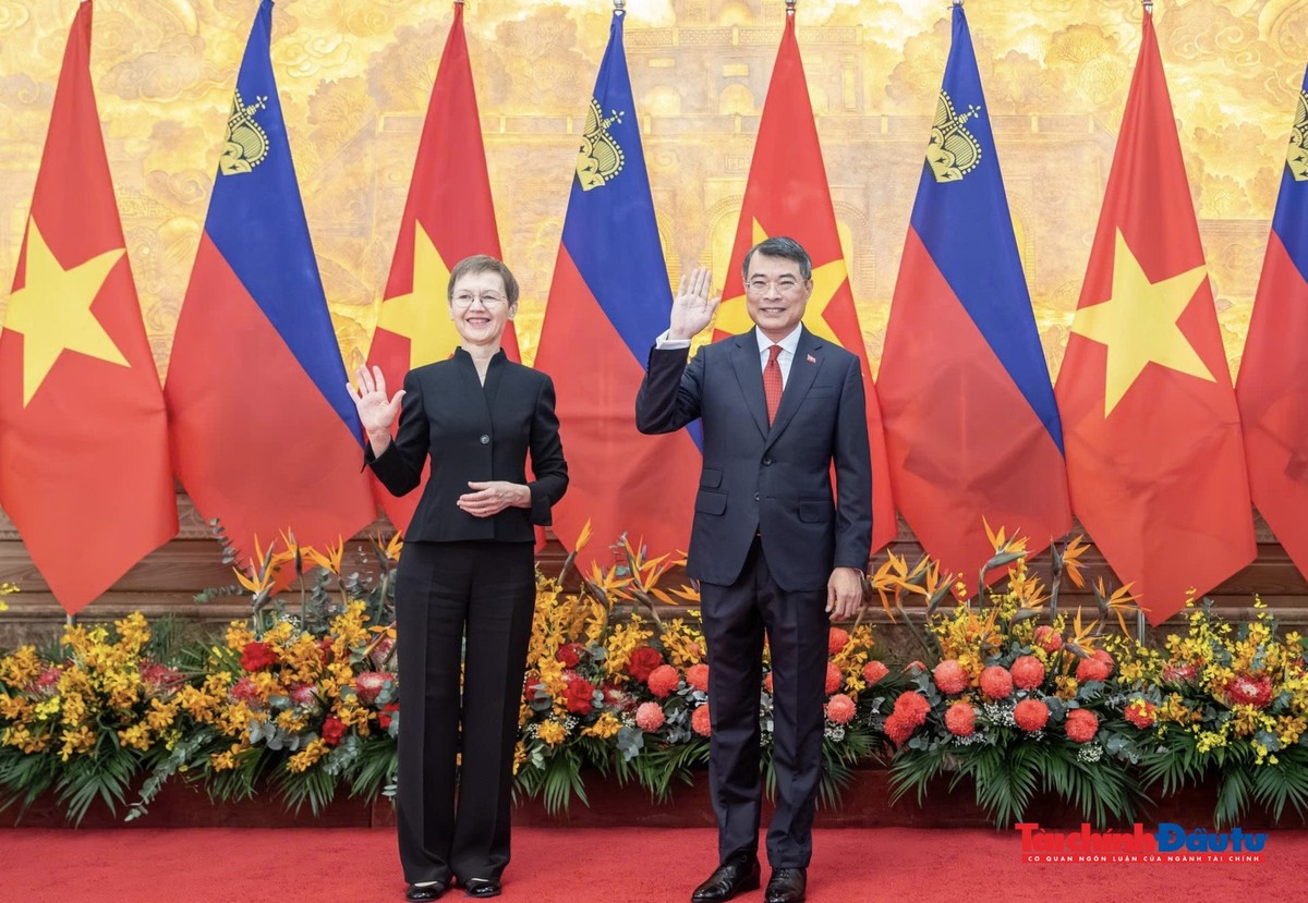 Thủ tướng Lê Minh Hưng chủ trì Lễ đón Thủ tướng Công quốc Liechtenstein Brigitte Haas thăm chính thức Việt Nam