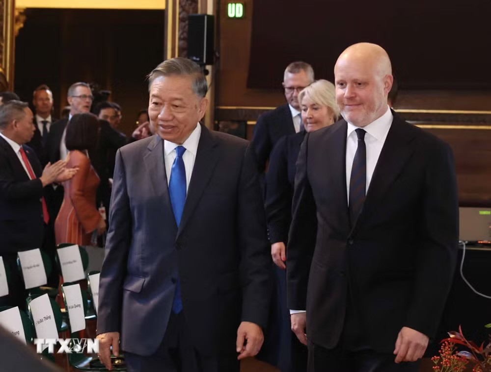 Tổng Bí thư, Chủ tịch nước Tô Lâm đến phát biểu chính sách tại Đại học Copenhagen (Đan Mạch). (Ảnh: Thống Nhất/TTXVN) Tổng Bí thư, Chủ tịch nước Tô Lâm đến phát biểu chính sách tại Đại học Copenhagen (Đan Mạch). (Ảnh: Thống Nhất/TTXVN)
