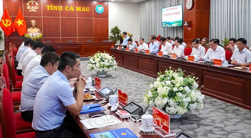 Quang cảnh buổi tiếp nhà đầu tư Tập đoàn T&amp;T của Lãnh đạo và Ban ngành tỉnh Cà Mau