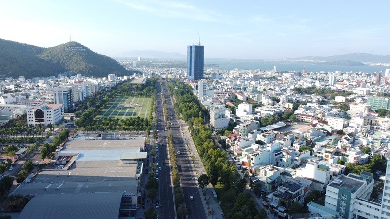 Khu vực trước Trung tâm Hội nghị tỉnh Gia Lai, nơi dự kiến phục vụ hội nghị.