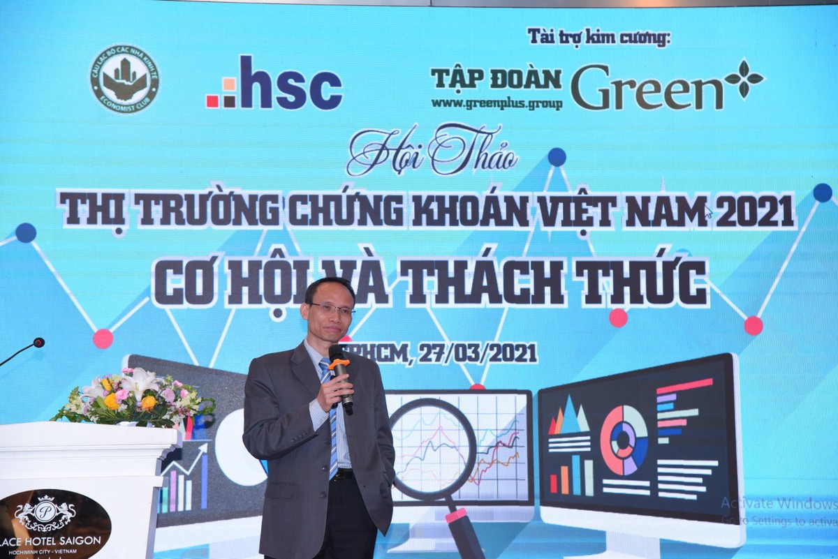 Ông Cấn Văn Lực đề xuất cần phát triển nhà đầu tư cá nhân chuyên nghiệp nhiều hơn.