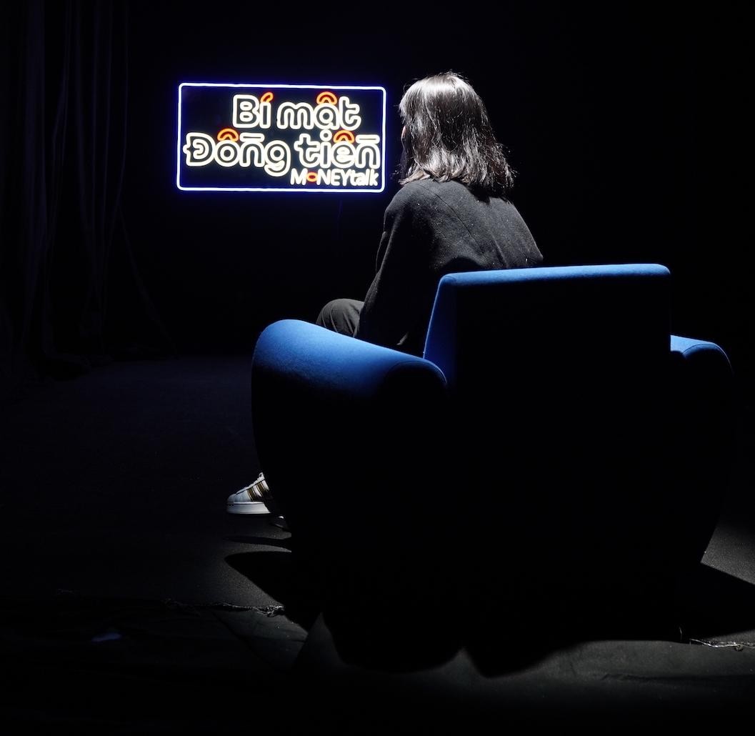 Nhà đầu tư bí ẩn dùng nửa năm lương mua 2 cổ phiếu SJF và SDA đang chịu thua lỗ