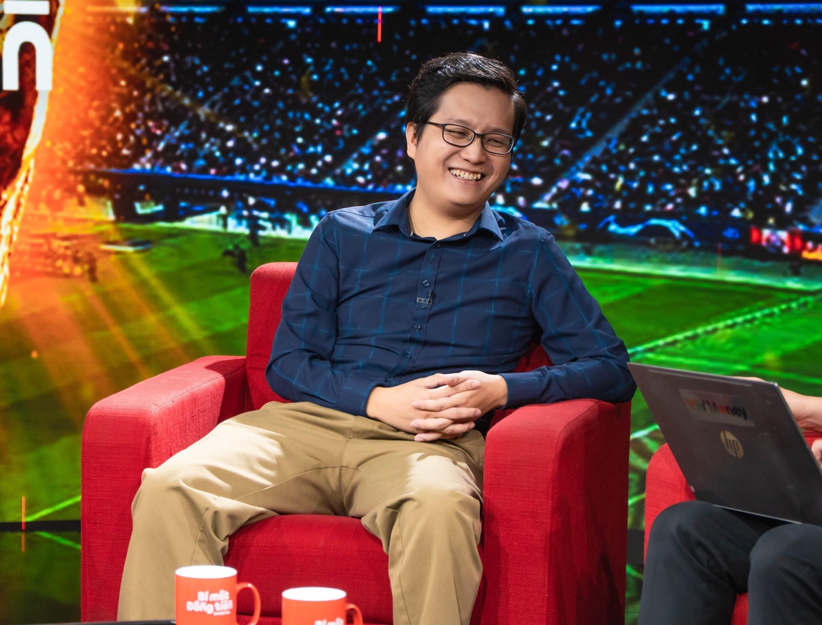 Ông Hoàng Thanh Tùng – Chuyên gia tài chính từ Singapore