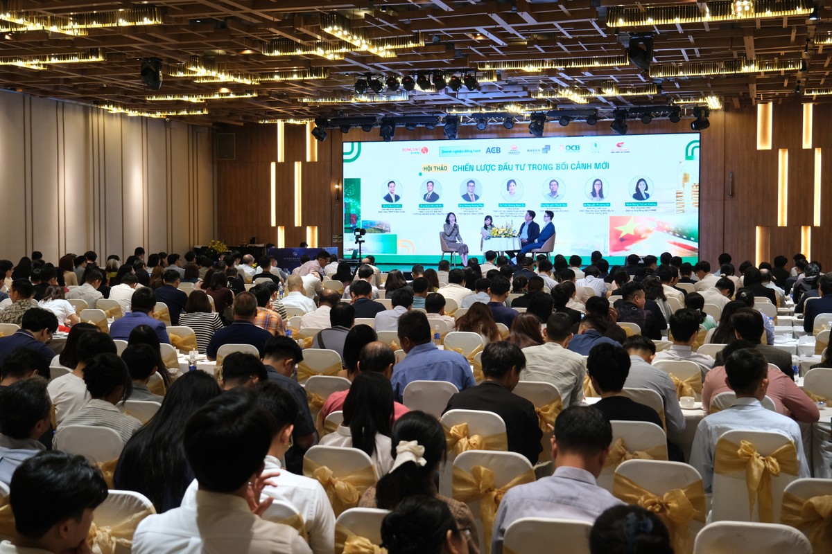 Gần 500 nhà đầu tư tham gia Hội thảo Nhà đầu tư 2025 “Chiến lược đầu tư trong bối cảnh mới”