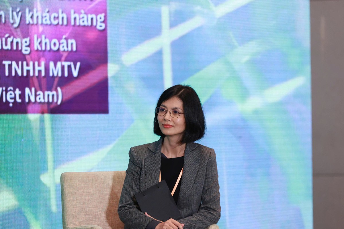Bà Nguyễn Thị Hải Bình, Giám đốc Quản lý khách hàng Dịch vụ chứng khoán HSBC Việt Nam Bà Nguyễn Thị Hải Bình, Giám đốc Quản lý khách hàng Dịch vụ chứng khoán HSBC Việt Nam