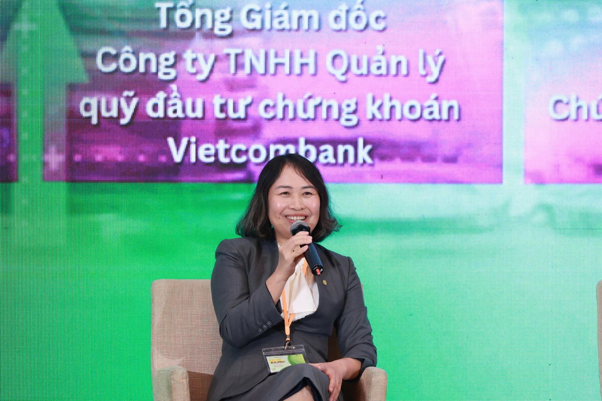 Bà Nguyễn Thị Hằng Nga, Tổng giám đốc VCBF chia sẻ tại sự kiện. Bà Nguyễn Thị Hằng Nga, Tổng giám đốc VCBF chia sẻ tại sự kiện.
