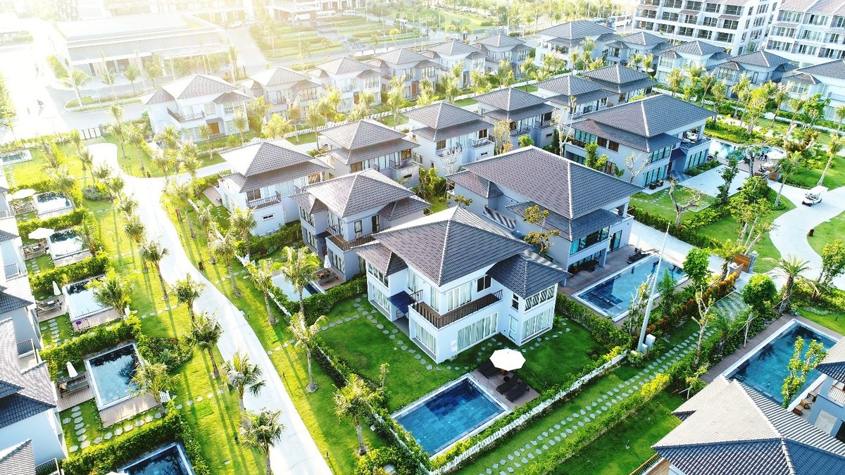 Nhờ phát triển đồng bộ hạ tầng tạo đà cho du lịch nghỉ dưỡng phát triển, giá bất động sản nghỉ dưỡng Phú Quốc hiện nay đã tăng vọt so với thời điểm cách đây vài năm