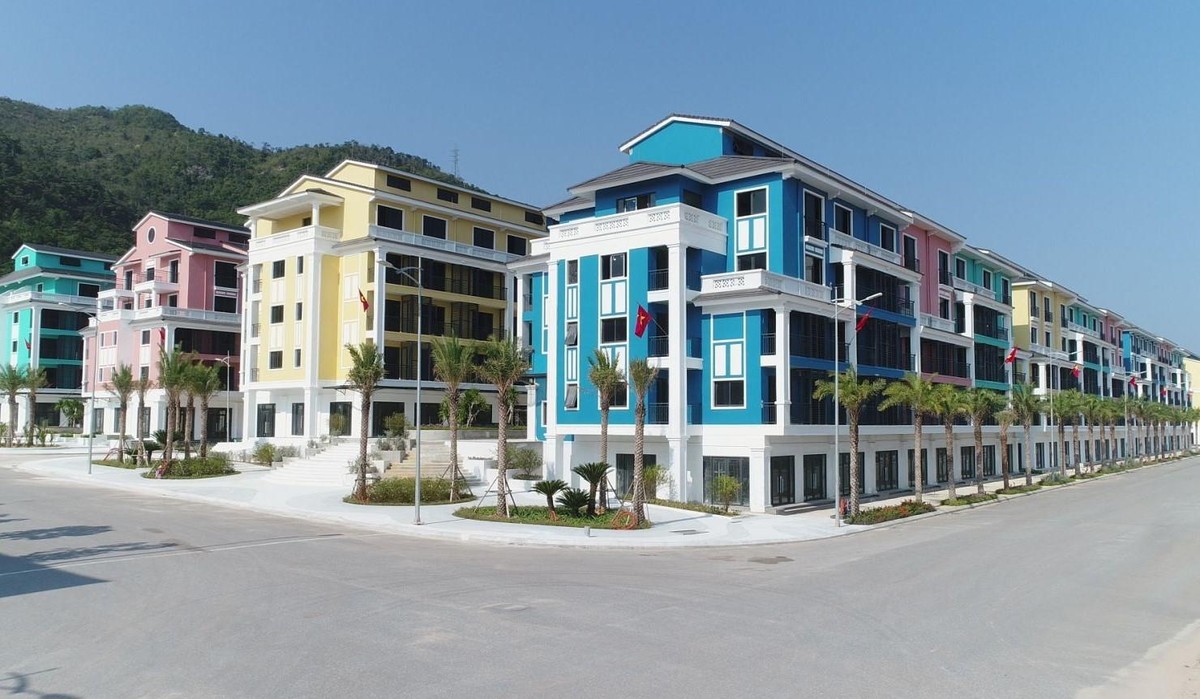 Sonasea Vân Đồn Harbor City là dự án ven biển hiếm hoi được cấp sổ đỏ, đảm bảo tính pháp lý để gia tăng giá trị bất động sản trong tương lai