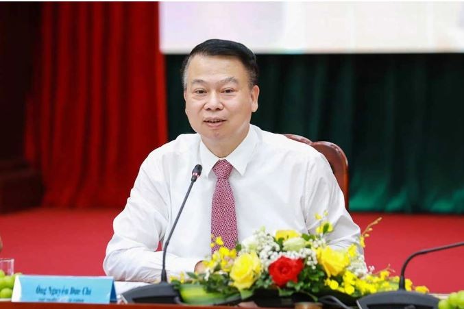 ông Nguyễn Đức Chi, Thứ trưởng Bộ Tài chính trao đổi tại hội thảo