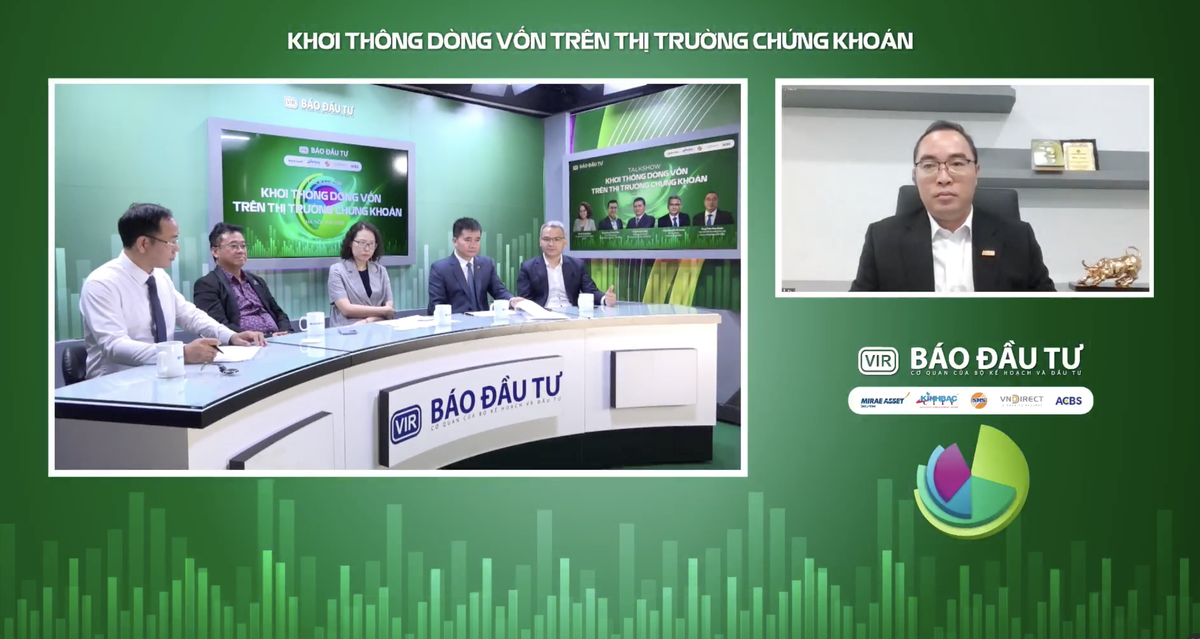 Talkshow Khơi thông dòng vốn trên thị trường chứng khoán thu hút đông đảo nhà đầu tư quan tâm.