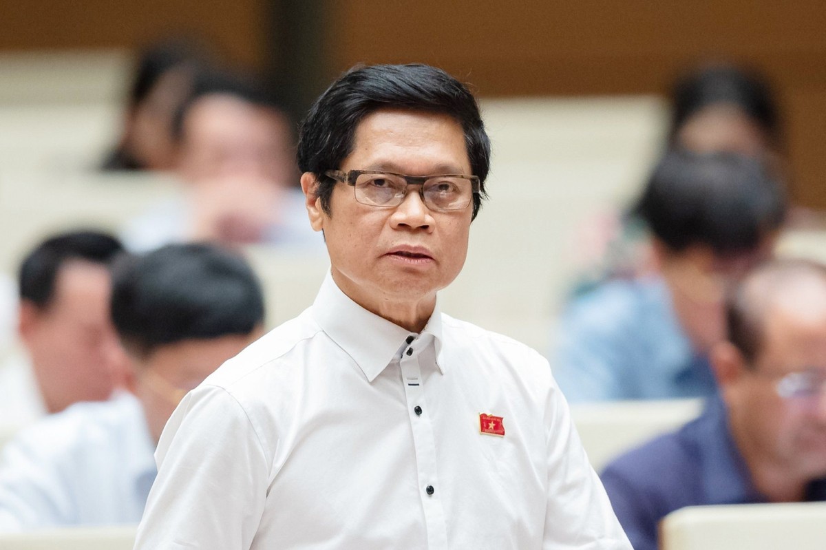 TS. Vũ Tiến Lộc, Uỷ viên Uỷ Ban Kinh tế của Quốc hội, Chủ tịch VIAC, Chủ tịch VINEN.