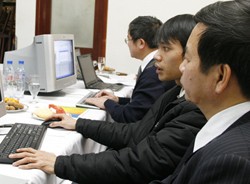 Giao lưu trực tuyến: "Chiến lược mới của các doanh nghiệp niêm yết" ảnh 26