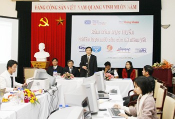 Giao lưu trực tuyến: "Chiến lược mới của các doanh nghiệp niêm yết" ảnh 7