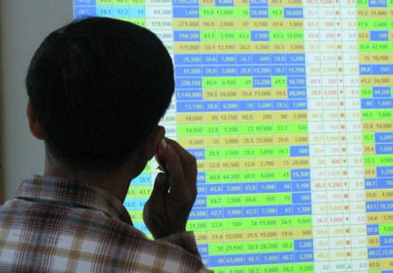 Chứng khoán lại chìm trong bán khống, làm giá ảnh 2