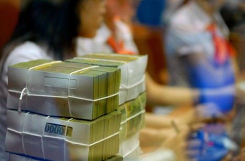 Nhân viên ngân hàng “tróc nã” con nợ ảnh 1