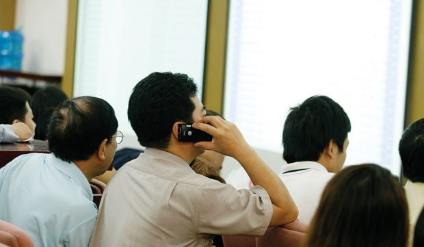 Bán khống: Khó quản hay làm ngơ? ảnh 1