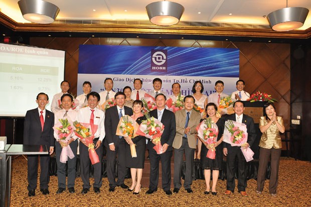 Những DN trong VN30 là điểm tựa niềm tin ảnh 2 Những DN trong VN30 là điểm tựa niềm tin ảnh 2