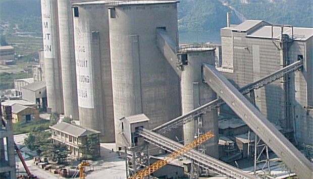 Doanh nghiệp xi măng đối mặt với nguy cơ mất thanh khoản ảnh 1