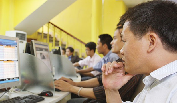 Dấu hỏi về CEO Golden Bridge mua 3 triệu cổ phiếu ảnh 1