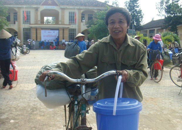 Vợi nỗi đau bằng sự chia sẻ ảnh 4