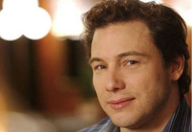 Tài sản CEO Facebook vượt trội các tỷ phú trẻ ảnh 7