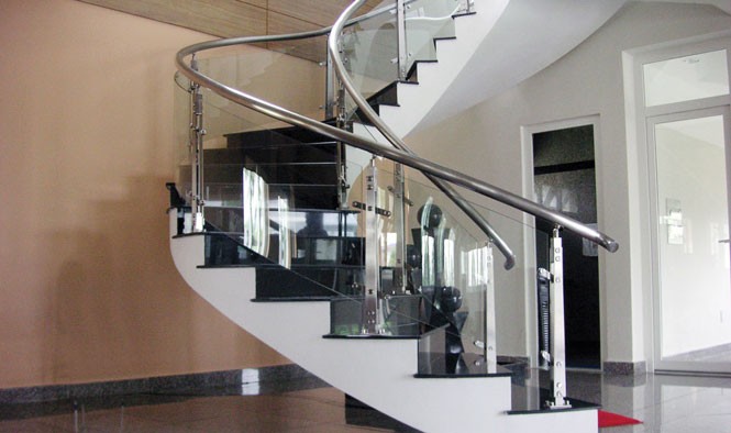 Bố trí cầu thang hợp phong thủy  ảnh 1