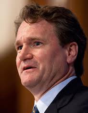 CEO BoA đau đầu vì tái cấu trúc ảnh 1