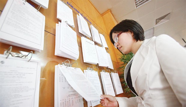 Báo động về tính minh bạch tại DN niêm yết ảnh 1