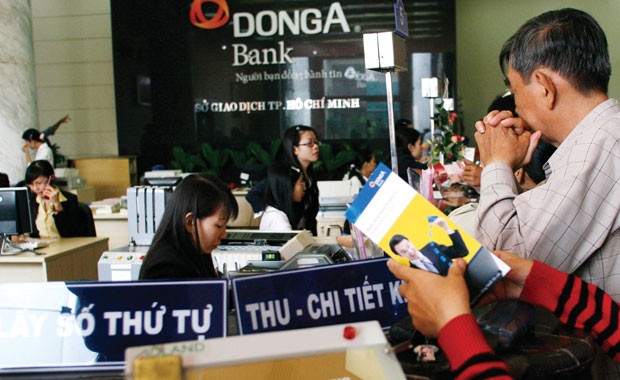 Sẽ thúc đẩy các ngân hàng lên sàn ảnh 1