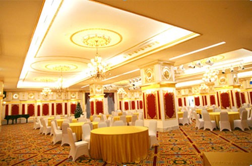 Ngắm những công trình, siêu xe dát vàng ảnh 2 Ngắm những công trình, siêu xe dát vàng ảnh 2