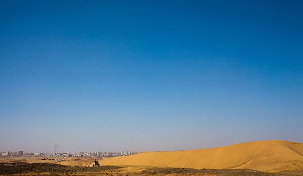 Thăm “thành phố ma” lớn nhất Trung Quốc ảnh 13